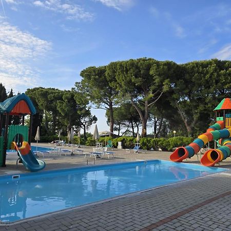 Camping Village Mar y Sierra San Costanzo Exteriör bild